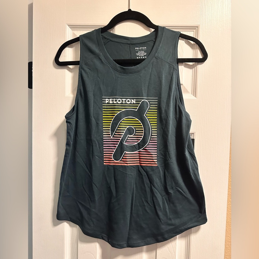 Brand New Peloton Studio Scoop Tank with Tags size Small